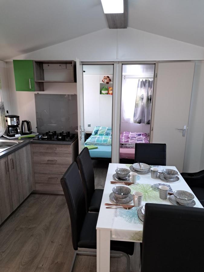 Mobilheim Chalet Bei Georg Зикирхен-ам-Валерзи Екстериор снимка