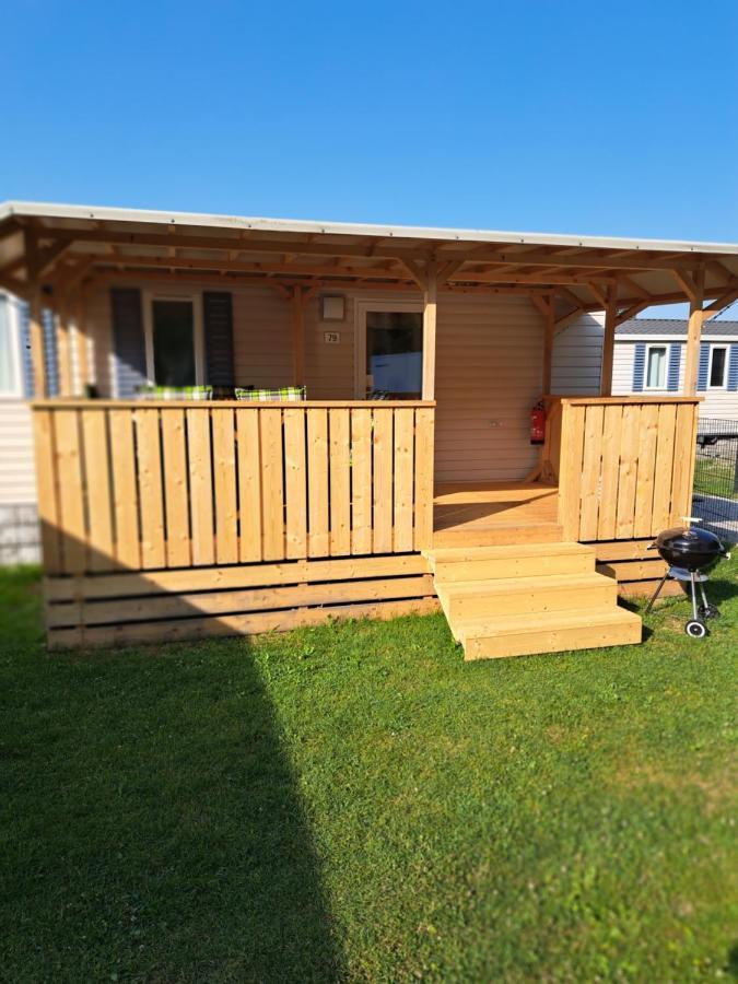 Mobilheim Chalet Bei Georg Зикирхен-ам-Валерзи Екстериор снимка